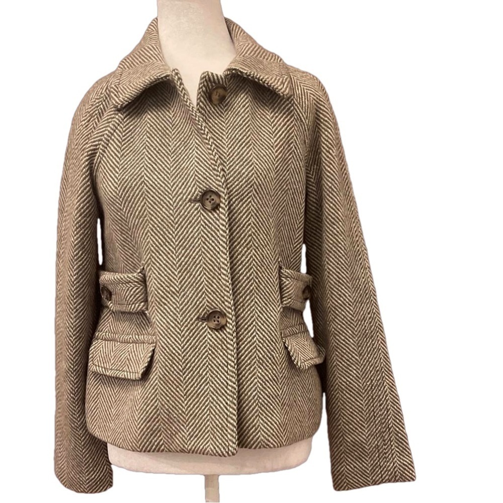 Liz Claiborne Petite Herringbone Belted Jacket – Small (Petite)
